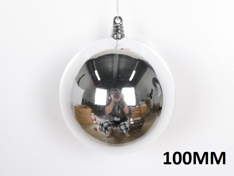 Christmas tree bauble (10 cm), shiny silver 